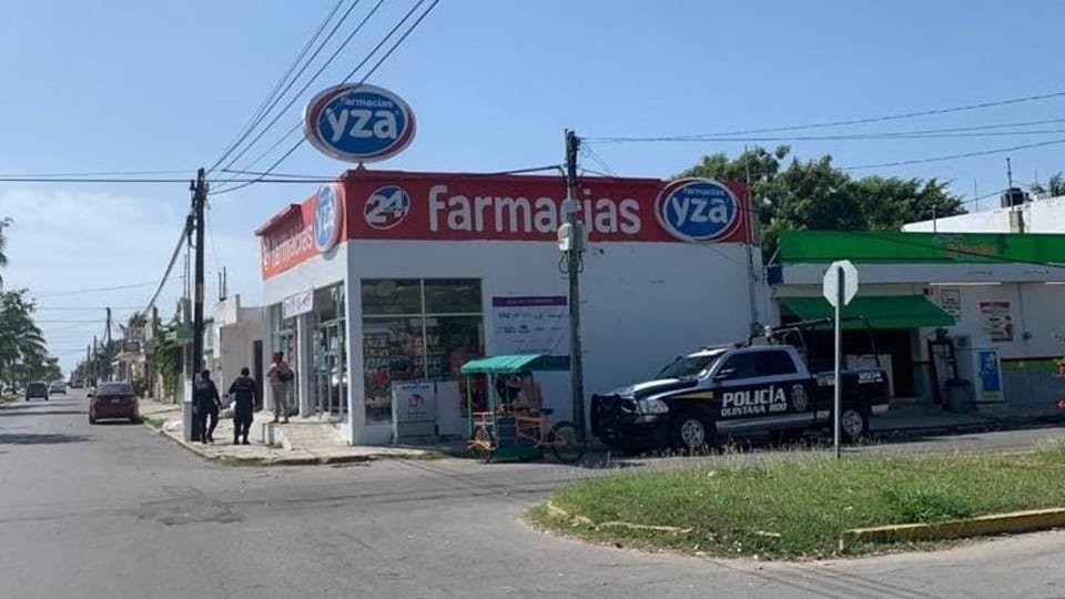 Delincuente roba artículos de la farmacia Yza - Punto de Quiebre